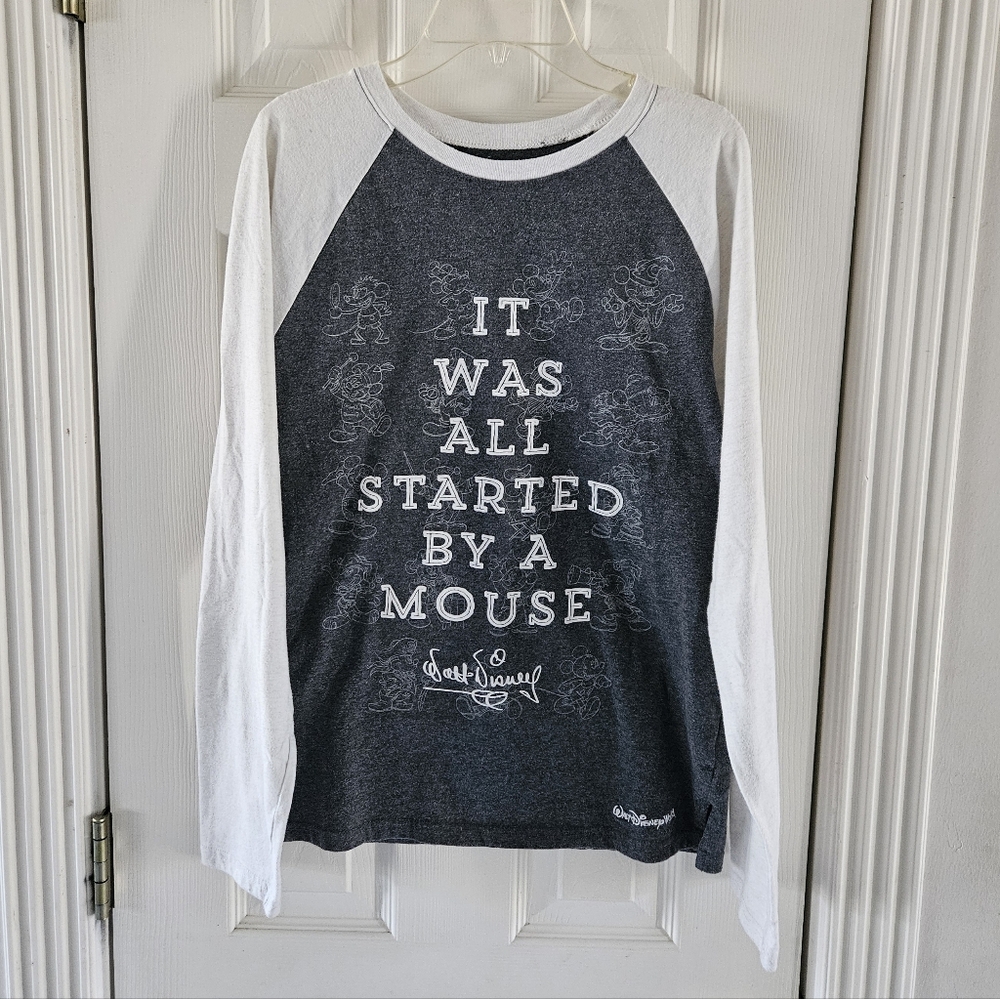 Disney Parks Gray and White Women's Long Sleeve Shirt, Sz M - Picture 6 of 12